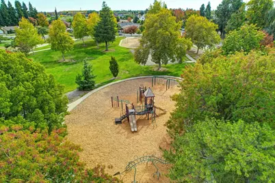 57 Kennelford Circle, Sacramento, CA 95823 - Photo 15