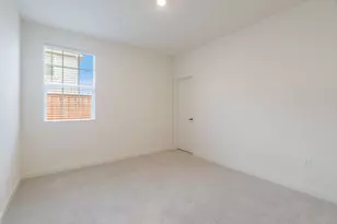 8462 Kissa Cir, Elk Grove, CA 95757 - Photo 17