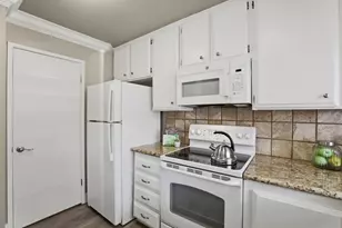 278 Hartnell Pl, Sacramento, CA 95825 - Photo 15