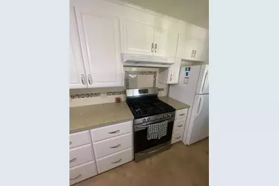 130 W Loretta Avenue, Stockton, CA 95207 - Photo 7