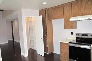 6060 Seyferth Way, Sacramento, CA 95823 - Photo 9