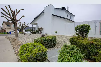 1001 Jacquelinelee Drive, Turlock, CA 95382 - Photo 35