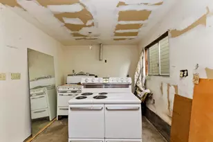 913 24th St, Sacramento, CA 95816 - Photo 31