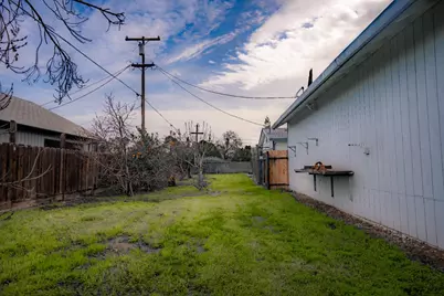 30000 Kasson Rd 1B26 S Redwood Drive, Tracy, CA 95304 - Photo 13