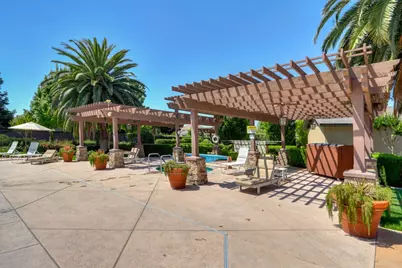 8221 Peak Forest Way, Elk Grove, CA 95757 - Photo 53