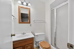 4956 J Pkwy, Sacramento, CA 95823 - Photo 25