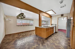 4956 J Pkwy, Sacramento, CA 95823 - Photo 13