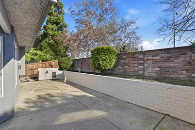 7300 Saltgrass Way, Elk Grove, CA 95758 - Photo 35