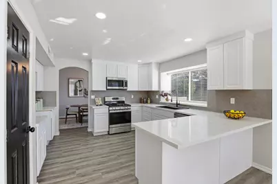 7300 Saltgrass Way, Elk Grove, CA 95758 - Photo 11