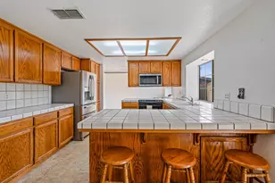 1542 Corgiat Dr, Newman, CA 95360 - Photo 9