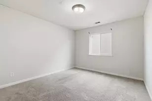 1377 Cougar Creek Dr, Patterson, CA 95363 - Photo 21