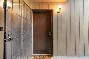 915 Fulton Ave, Sacramento, CA 95825 - Photo 37