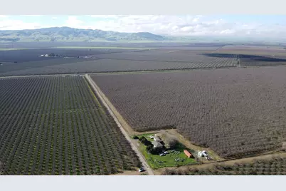 449 Center Road, Vernalis, CA 95385 - Photo 7