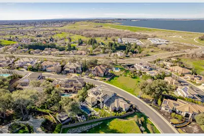 3215 Bordeaux Drive, El Dorado Hills, CA 95762 - Photo 19