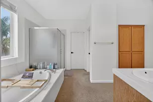 9740 Sage Thrasher Cir, Elk Grove, CA 95757 - Photo 27