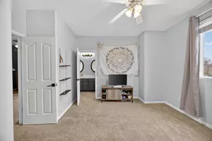 9740 Sage Thrasher Cir, Elk Grove, CA 95757 - Photo 33