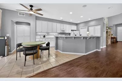 9740 Sage Thrasher Circle, Elk Grove, CA 95757 - Photo 17