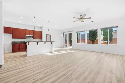 1082 Skyline Drive, Yuba City, CA 95991 - Photo 9