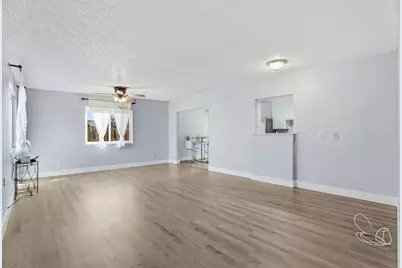 2681 Meadowvale Avenue, Sacramento, CA 95822 - Photo 13
