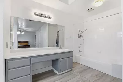 2681 Meadowvale Avenue, Sacramento, CA 95822 - Photo 33