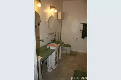 390 Knob Hill Avenue, Oroville, CA 95966 - Photo 17