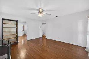 1828 Larkin Wy, Sacramento, CA 95818 - Photo 7