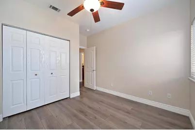 9582 Castledale Court, Elk Grove, CA 95758 - Photo 15