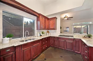 9582 Castledale Ct, Elk Grove, CA 95758 - Photo 9