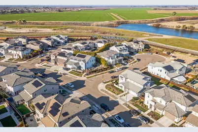 1847 Outrigger Lane, Lathrop, CA 95330 - Photo 51