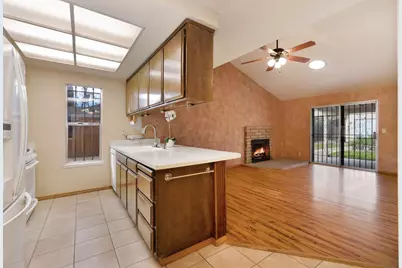 1510 Crestmont Avenue, Roseville, CA 95661 - Photo 9