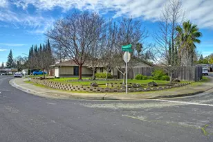 1510 Crestmont Ave, Roseville, CA 95661 - Photo 3