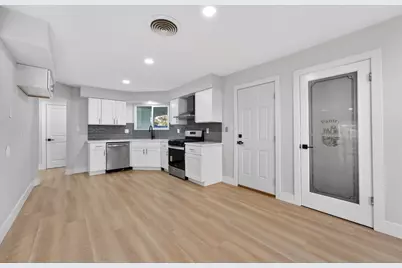 6531 Greencreek Way, Citrus Heights, CA 95621 - Photo 9