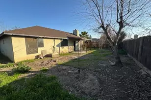 1051 Hysell Ct, Turlock, CA 95380 - Photo 15