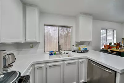 7669 Zephyr Hills Way, Antelope, CA 95843 - Photo 7