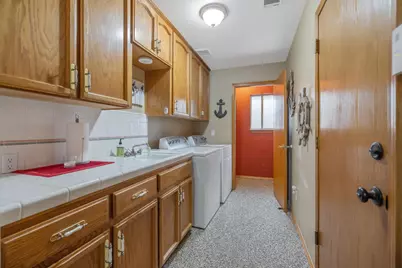 594 Diana Court, Hanford, CA 93230 - Photo 31