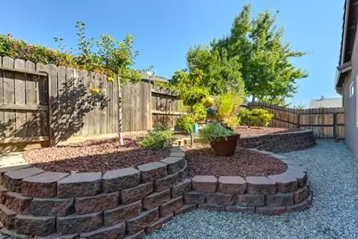 4366 Lakebreeze Drive, Rocklin, CA 95677 - Photo 37