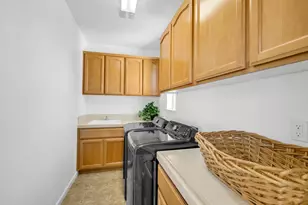 2491 Bear River Ct, West Sacramento, CA 95691 - Photo 39