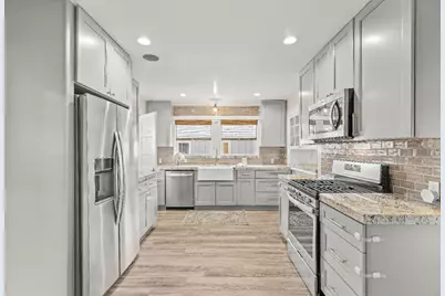 319 W 12th Street, Tracy, CA 95376 - Photo 17