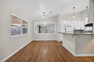 7813 Shimmer River Ln, Citrus Heights, CA 95610 - Photo 13