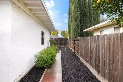 1417 Concord Avenue, Modesto, CA 95350 - Photo 37