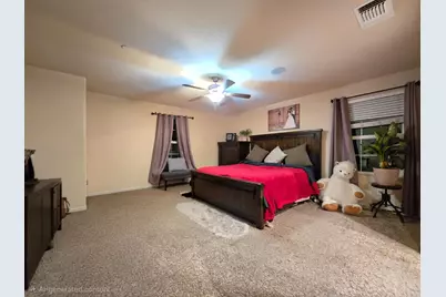 240 Maidenbrook Lane, Sacramento, CA 95823 - Photo 9