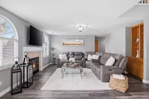 1044 Sandra St, Los Banos, CA 93635 - Photo 11