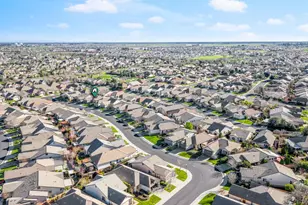 7908 Dearne Way, Elk Grove, CA 95757 - Photo 9