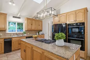 12880 Tabeau Ct, Pine Grove, CA 95665 - Photo 9