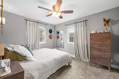 5879 Lorraine Court, Sacramento, CA 95817 - Photo 11