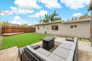 5879 Lorraine Ct, Sacramento, CA 95817 - Photo 17
