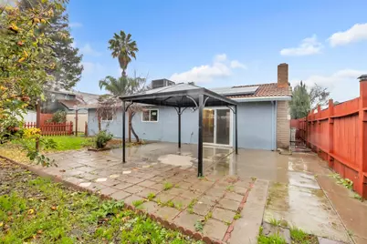 718 Castle Oaks Drive, Stockton, CA 95210 - Photo 23