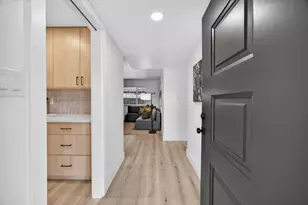 6006 Machado Way, Sacramento, CA 95822 - Photo 5