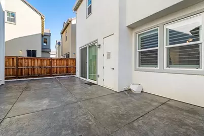 17552 Morning View Drive, Lathrop, CA 95330 - Photo 35