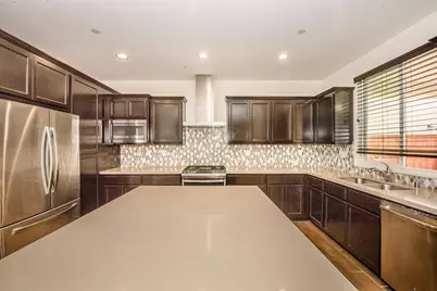 8434 Stellata Lane, Elk Grove, CA 95758 - Photo 11